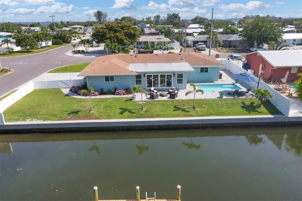 100' seawall-room for boat dock