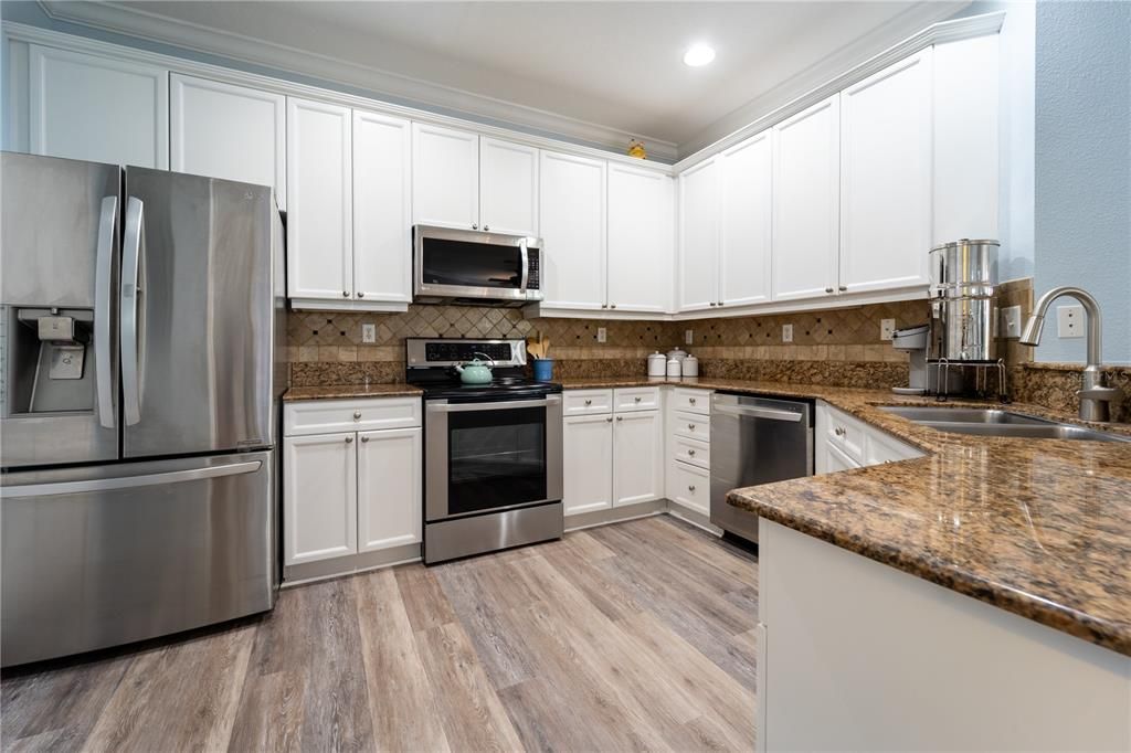 Kitchen Has AMAZING Storage!!