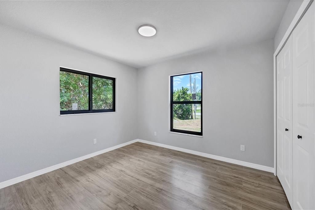 Active With Contract: $379,000 (3 beds, 2 baths, 1212 Square Feet)