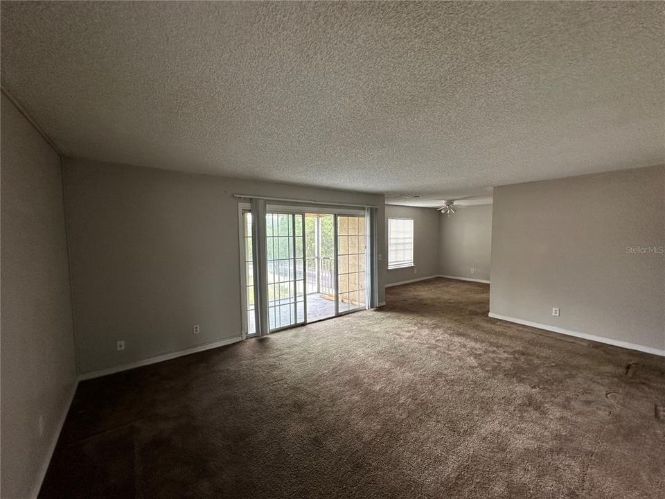 Active With Contract: $1,750 (3 beds, 2 baths, 1348 Square Feet)