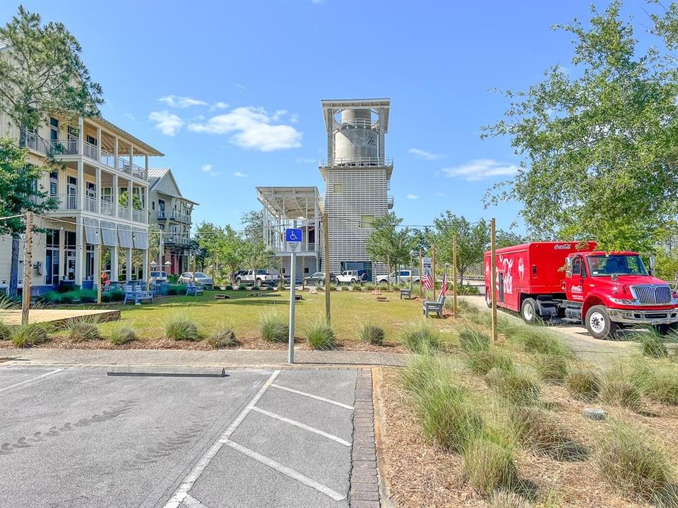 Town Center w/restaurants, gym, bar, sweet shop