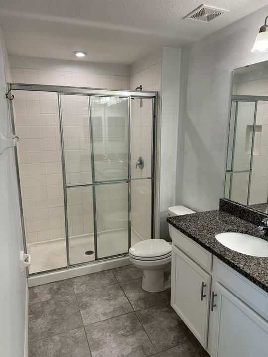 最近租的: $2,400 (3 贝兹, 2 浴室, 1550 平方英尺)