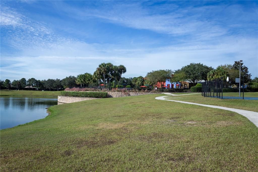 Active With Contract: $2,400 (4 beds, 3 baths, 2510 Square Feet)