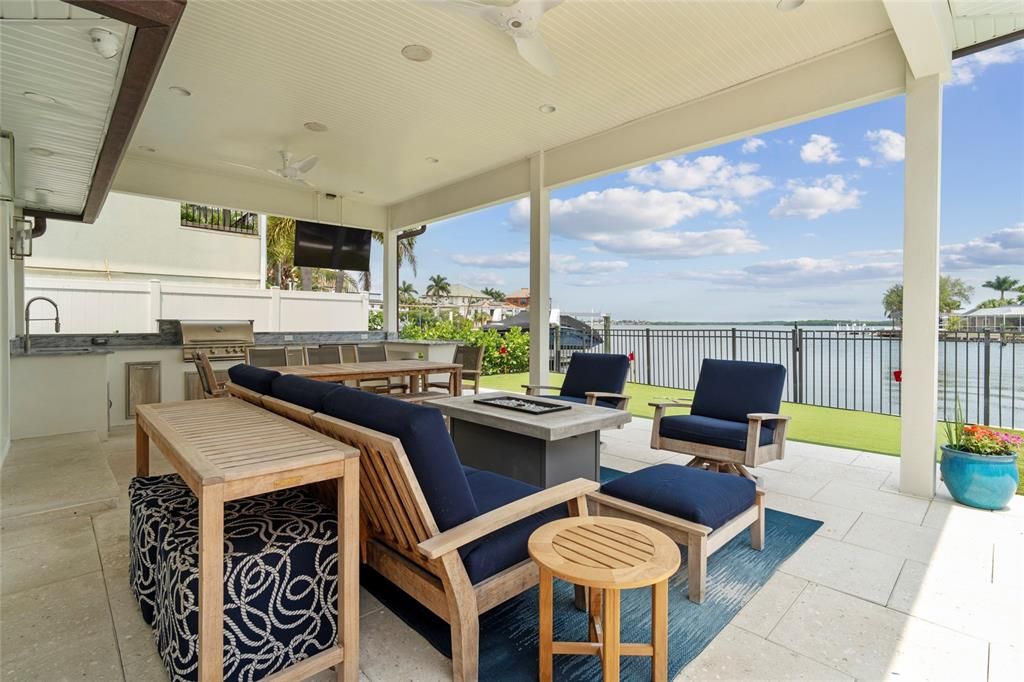 For Sale: $3,650,000 (5 beds, 4 baths, 3798 Square Feet)