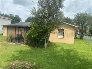 Active With Contract: $259,900 (3 beds, 2 baths, 1154 Square Feet)