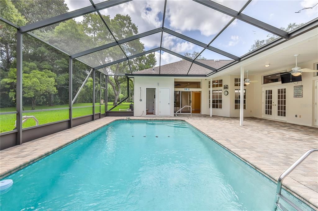 Vaulted Screened Enclosed Heated Pool