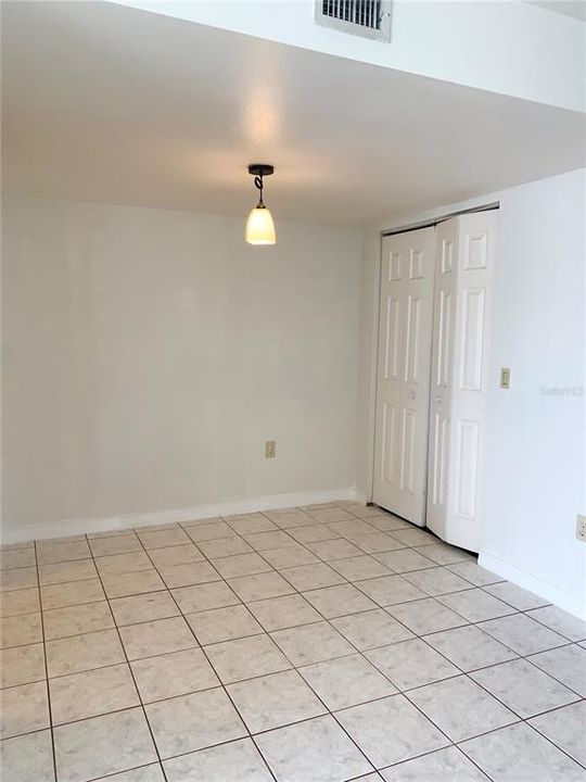 For Sale: $159,900 (2 beds, 2 baths, 1046 Square Feet)