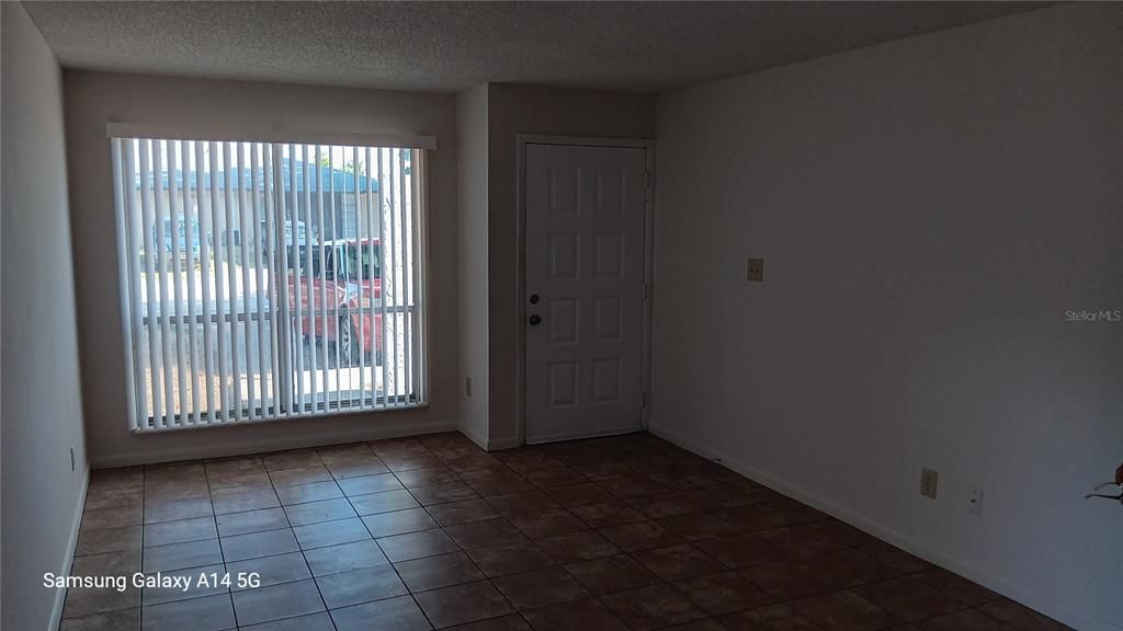 Recently Rented: $1,150 (2 beds, 2 baths, 868 Square Feet)