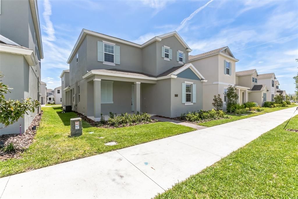 Active With Contract: $4,750 (4 beds, 3 baths, 2071 Square Feet)