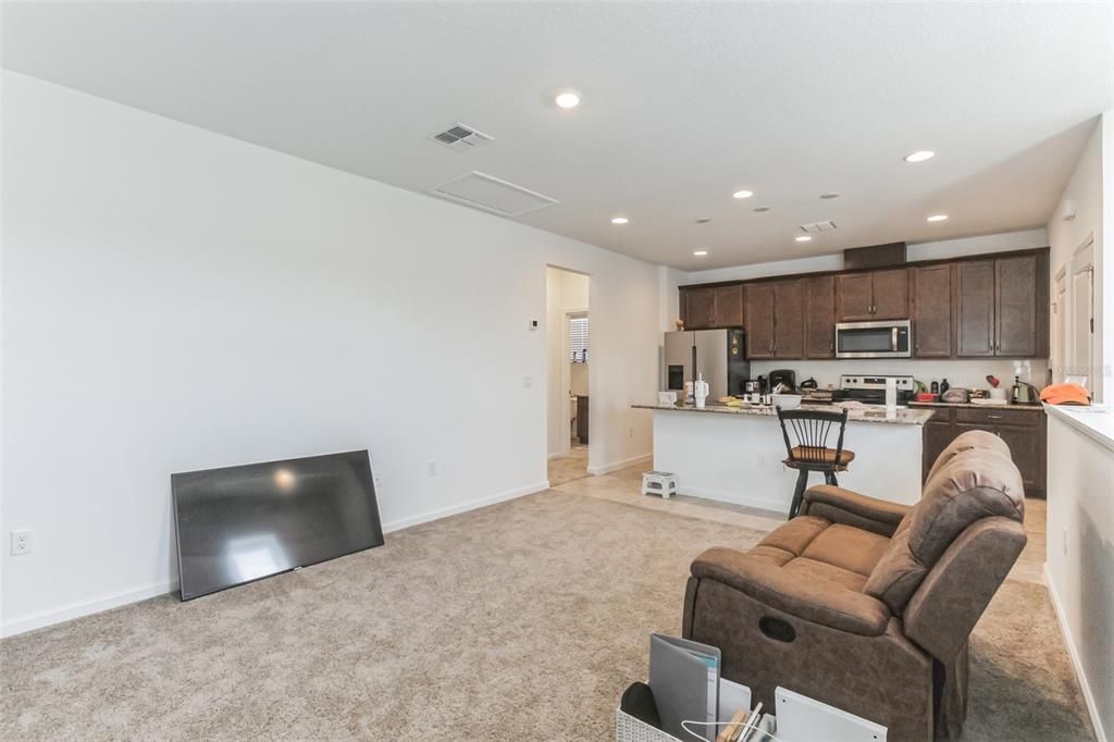 Active With Contract: $4,750 (4 beds, 3 baths, 2071 Square Feet)