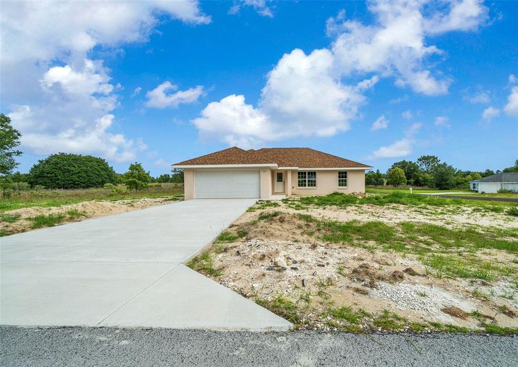 Active With Contract: $285,000 (3 beds, 2 baths, 1456 Square Feet)