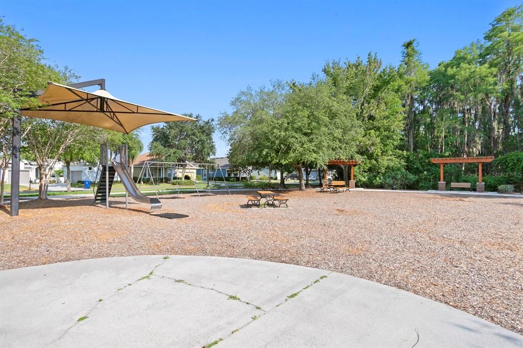 Active With Contract: $775,000 (4 beds, 3 baths, 3331 Square Feet)
