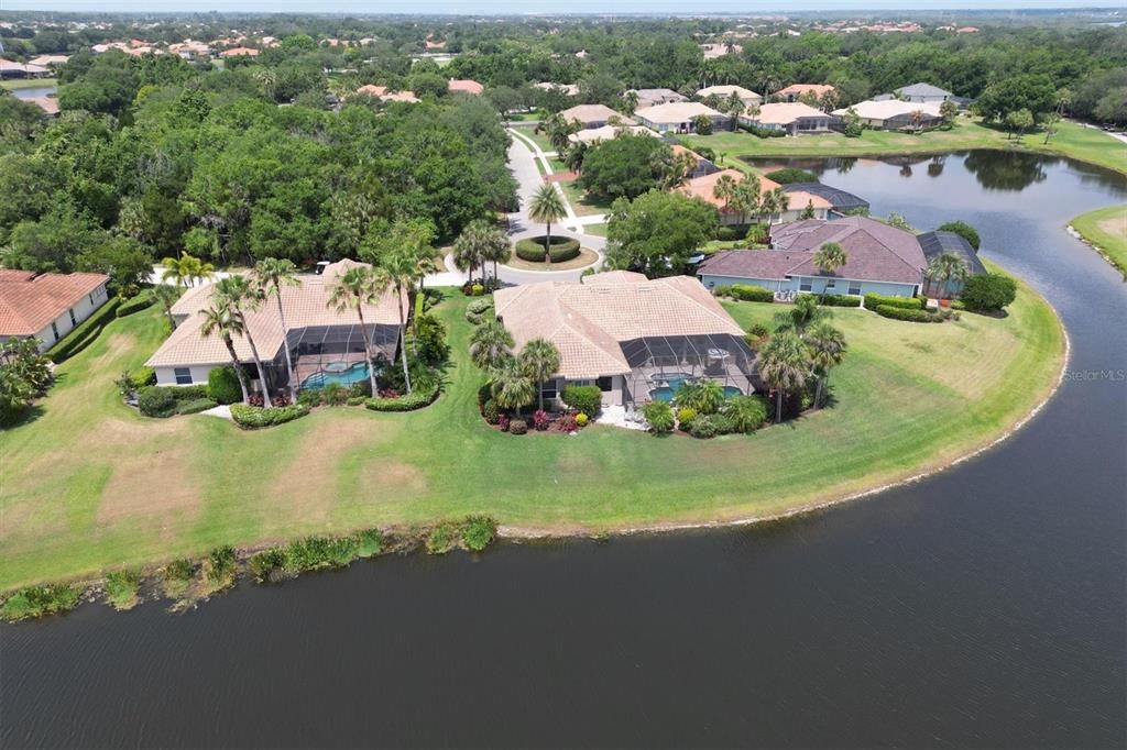 Active With Contract: $1,100,000 (4 beds, 3 baths, 2875 Square Feet)