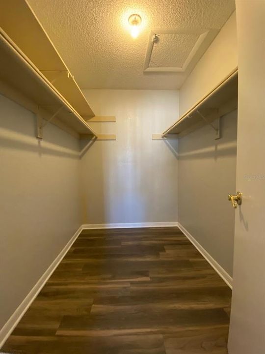 For Rent: $1,650 (2 beds, 2 baths, 935 Square Feet)