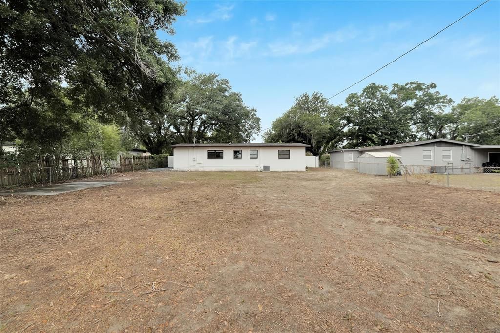 Recently Sold: $350,000 (4 beds, 2 baths, 1275 Square Feet)