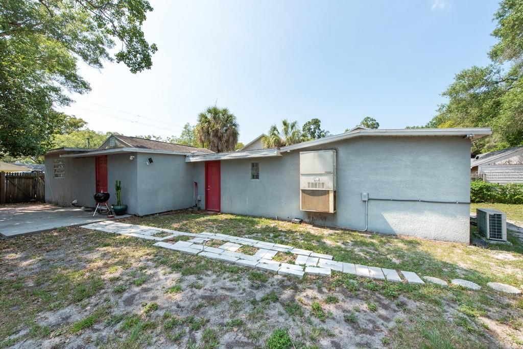 Active With Contract: $335,000 (3 beds, 2 baths, 1534 Square Feet)