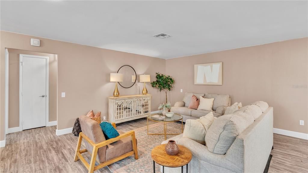 Active With Contract: $439,000 (4 beds, 2 baths, 1999 Square Feet)