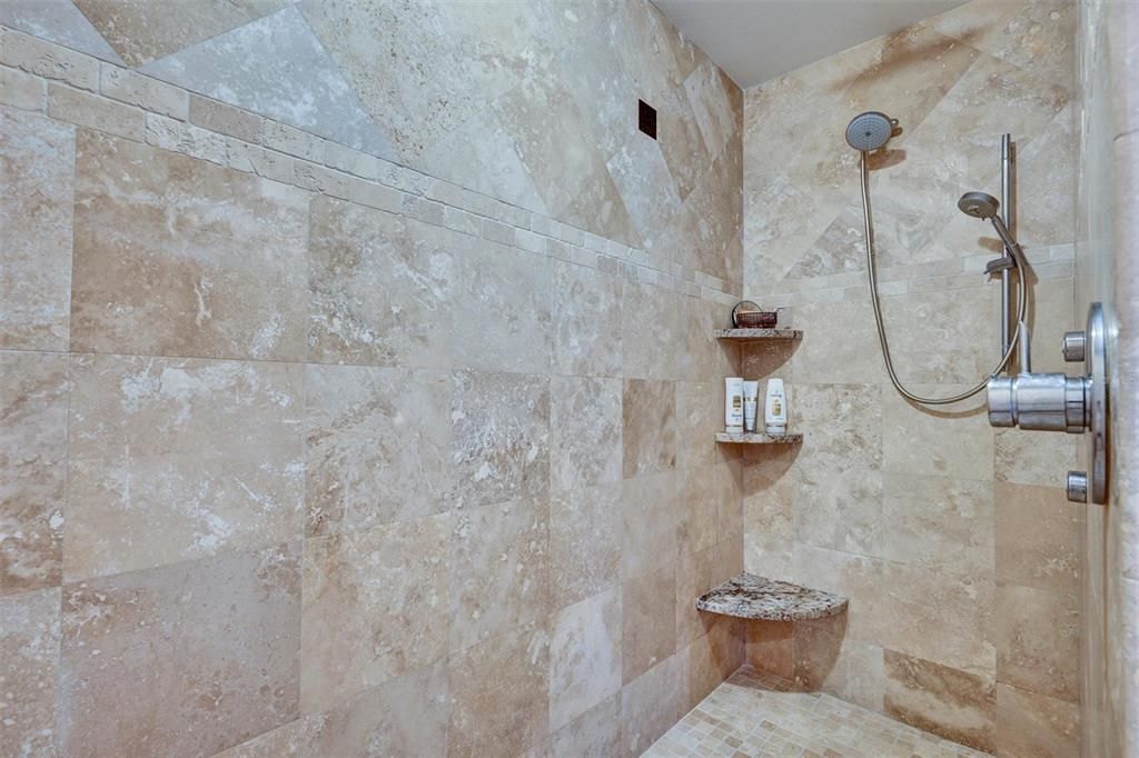 Master shower has double shower heads, 7 Side sprayers,