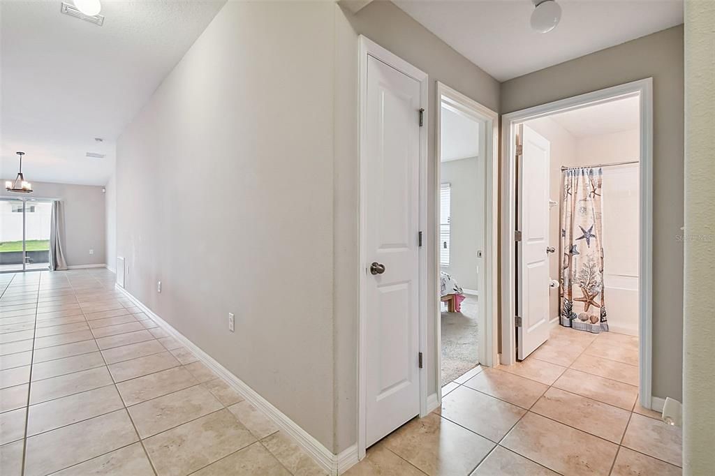 Active With Contract: $349,900 (3 beds, 2 baths, 1555 Square Feet)