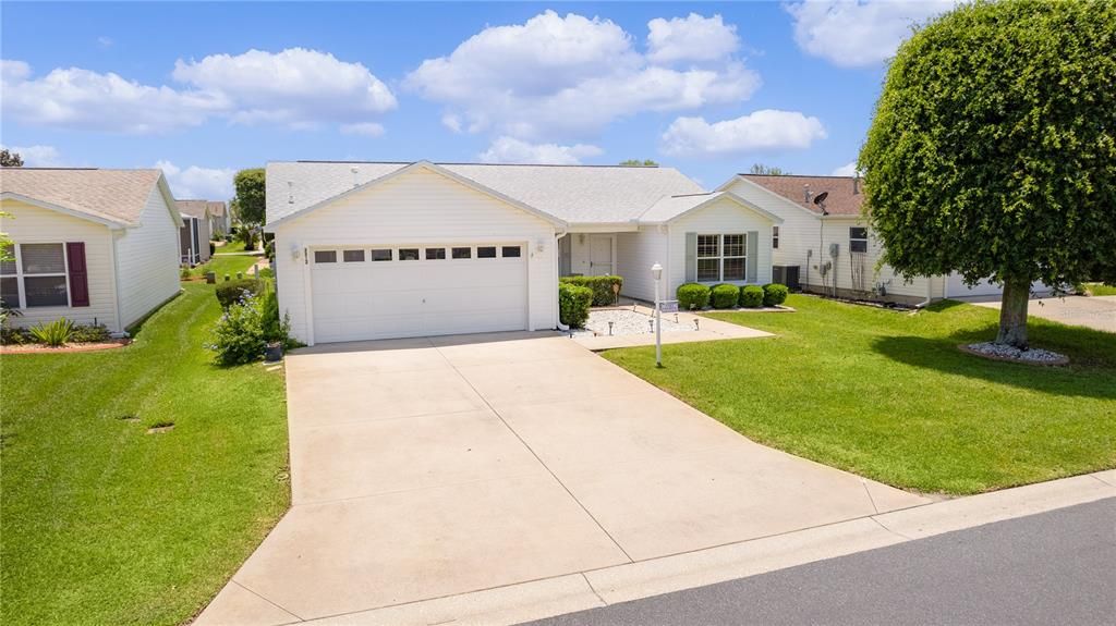 Recently Sold: $329,750 (3 beds, 2 baths, 1392 Square Feet)