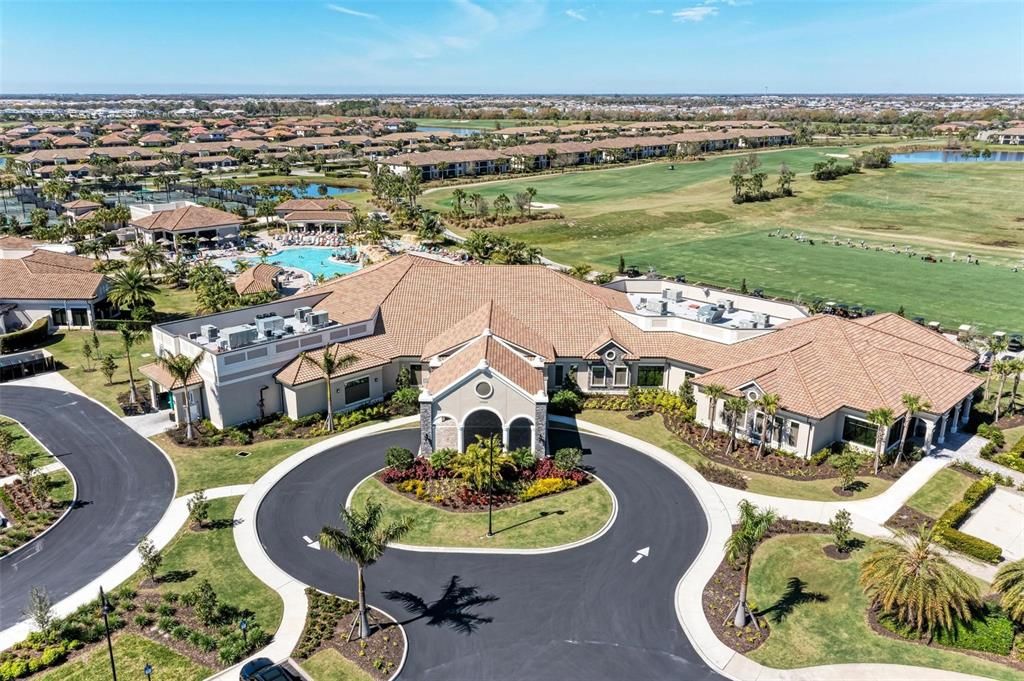 For Sale: $1,600,000 (4 beds, 2 baths, 2359 Square Feet)