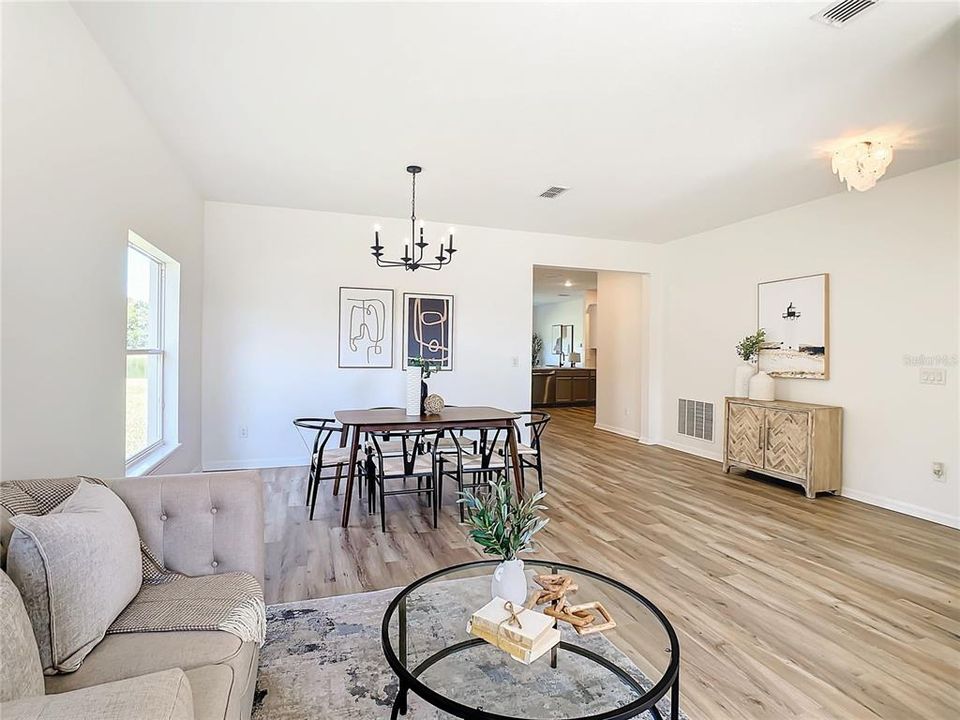 For Sale: $379,900 (3 beds, 2 baths, 1630 Square Feet)