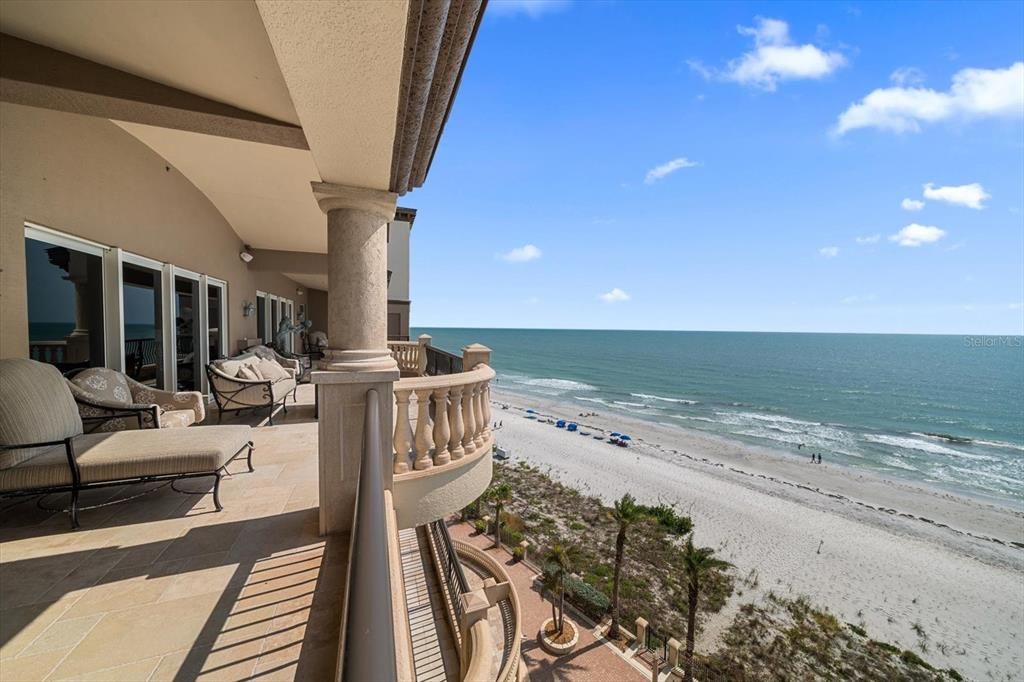 For Sale: $5,900,000 (4 beds, 5 baths, 5400 Square Feet)