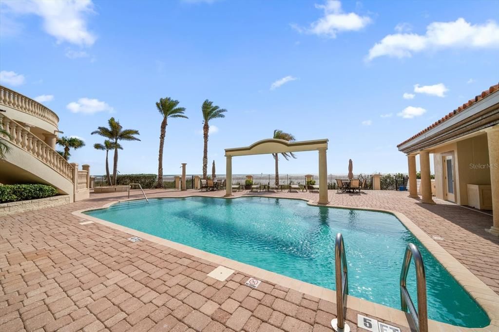 For Sale: $5,900,000 (4 beds, 5 baths, 5400 Square Feet)