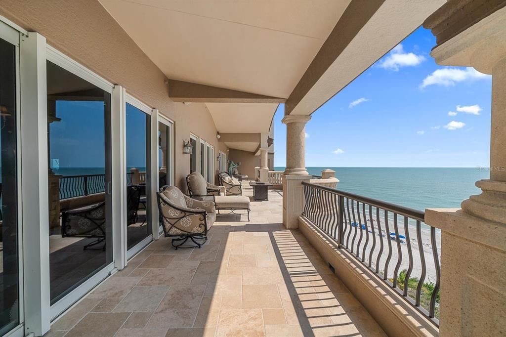 For Sale: $5,900,000 (4 beds, 5 baths, 5400 Square Feet)