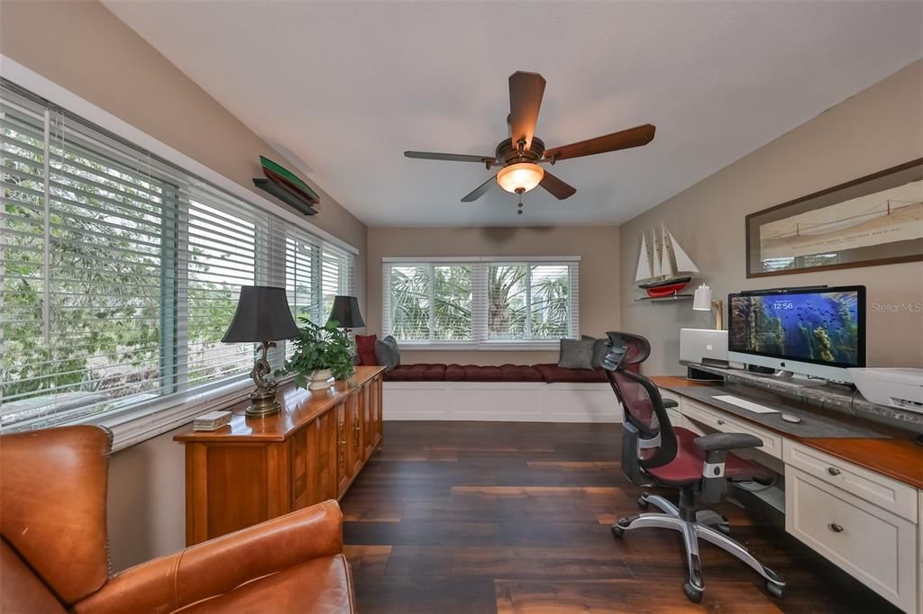 Office Area with Built in Bench Seating 2