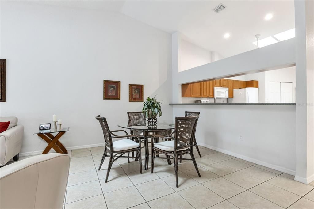 For Sale: $397,500 (3 beds, 2 baths, 1631 Square Feet)