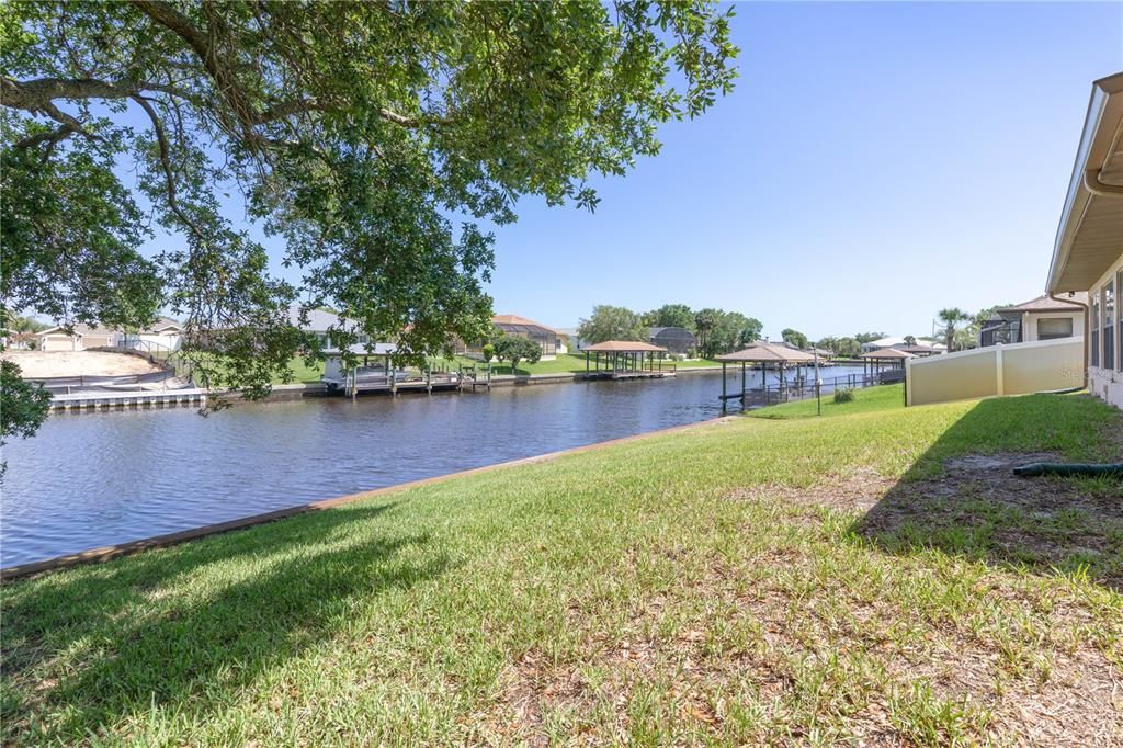 Active With Contract: $439,000 (3 beds, 2 baths, 2106 Square Feet)