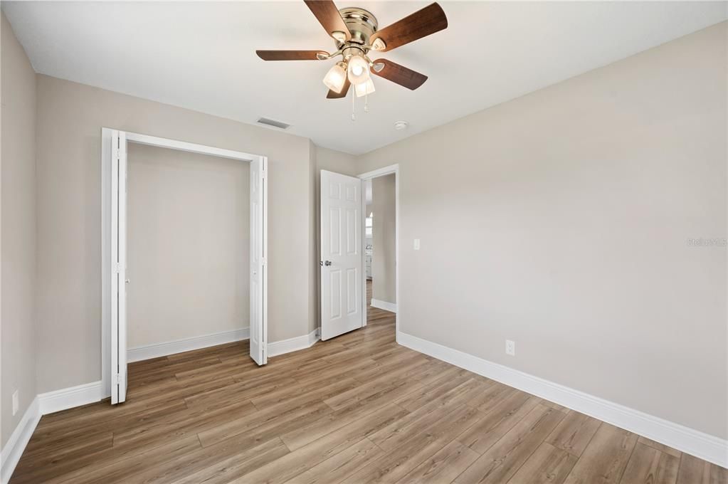 Active With Contract: $249,950 (3 beds, 2 baths, 1152 Square Feet)