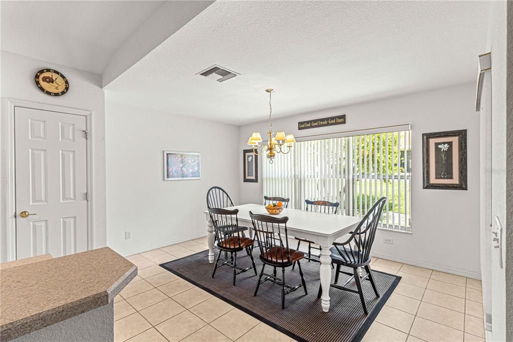For Sale: $289,900 (2 beds, 2 baths, 1575 Square Feet)