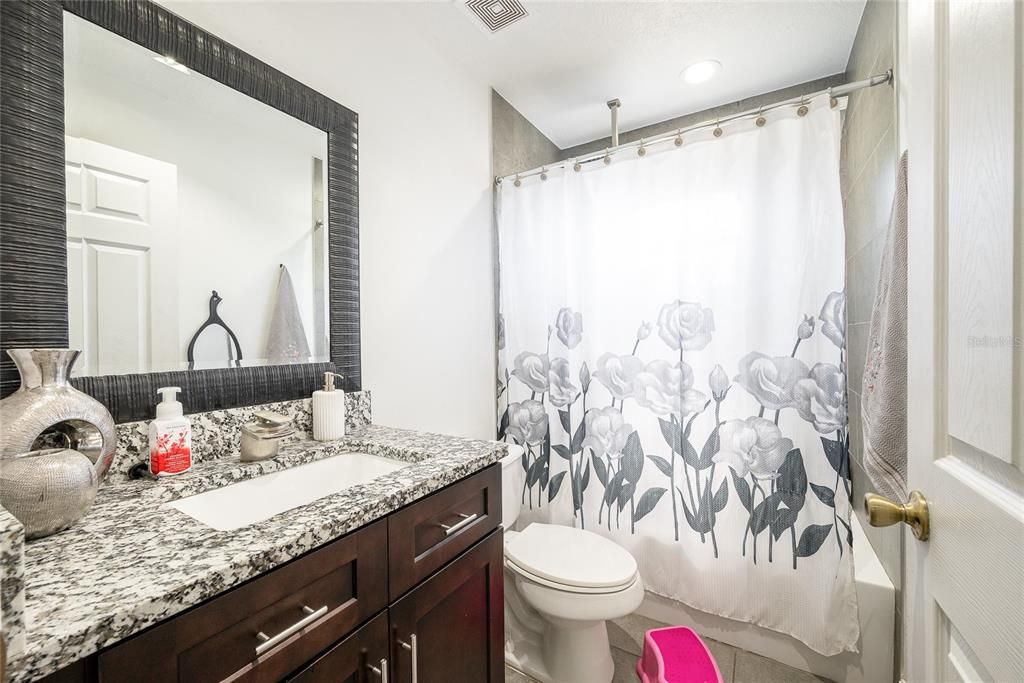 Active With Contract: $379,000 (3 beds, 2 baths, 1333 Square Feet)