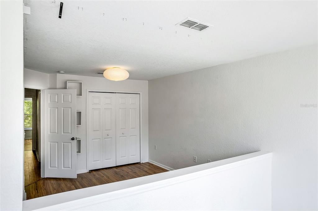 Active With Contract: $316,900 (2 beds, 2 baths, 1790 Square Feet)