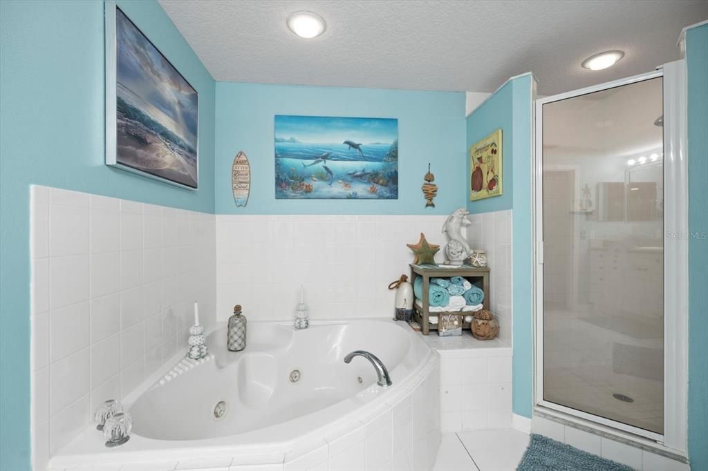 待售: $443,900 (2 贝兹, 2 浴室, 1389 平方英尺)