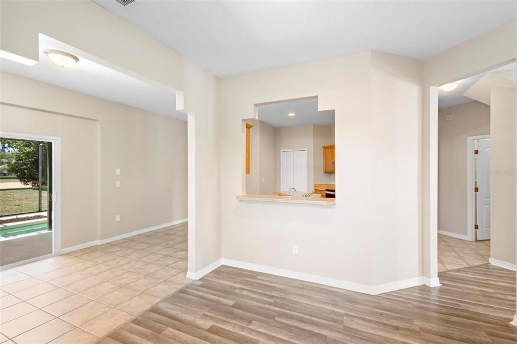 Active With Contract: $424,900 (3 beds, 2 baths, 2032 Square Feet)