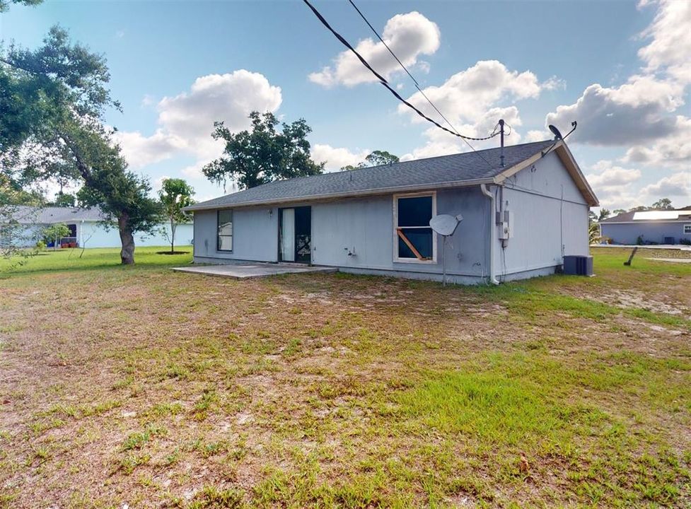 For Sale: $225,000 (3 beds, 2 baths, 1364 Square Feet)