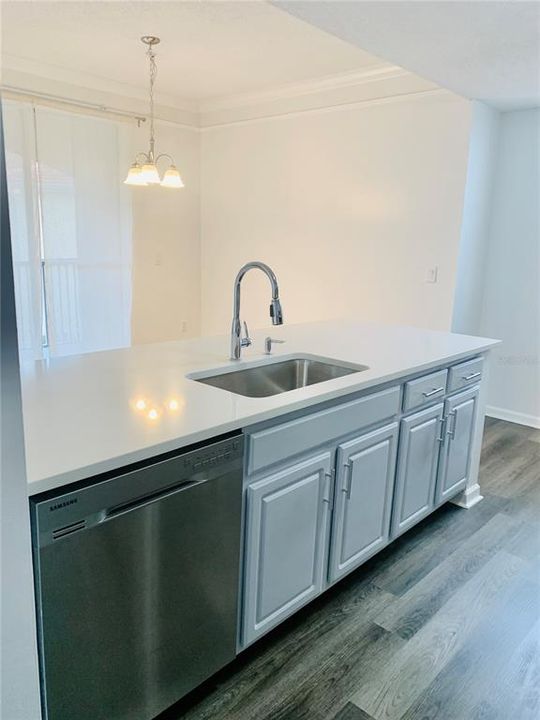 Recently Rented: $2,250 (2 beds, 2 baths, 1219 Square Feet)