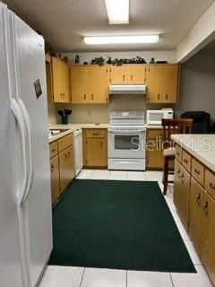 For Rent: $1,600 (2 beds, 2 baths, 1459 Square Feet)