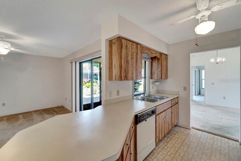 For Sale: $349,500 (3 beds, 2 baths, 1534 Square Feet)