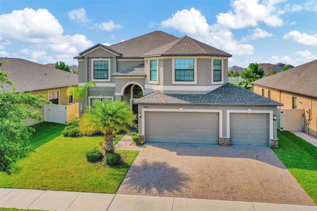 Active With Contract: $504,900 (5 beds, 3 baths, 3157 Square Feet)