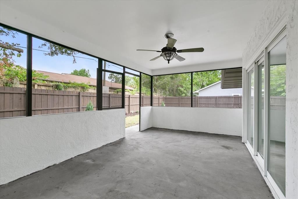 For Sale: $369,900 (4 beds, 2 baths, 1901 Square Feet)