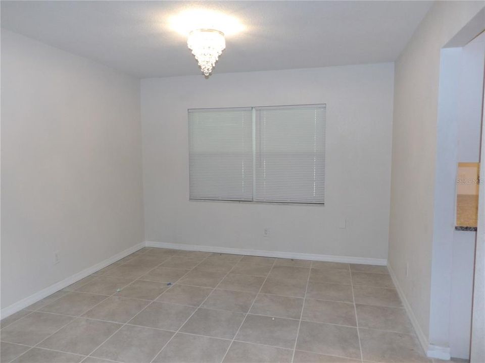 For Sale: $318,000 (4 beds, 2 baths, 2033 Square Feet)