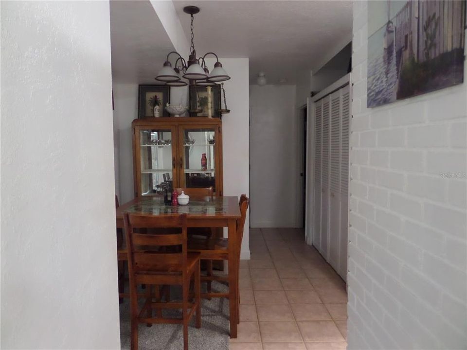 En Venta: $180,000 (2 camas, 1 baños, 861 Pies cuadrados)