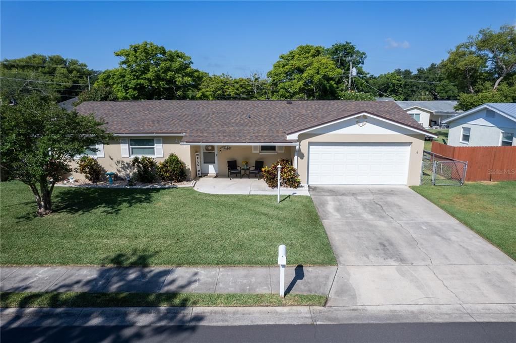 For Sale: $320,000 (3 beds, 2 baths, 1196 Square Feet)