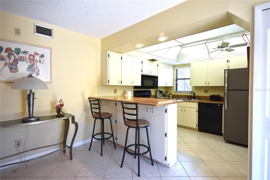 Kitchen with counter