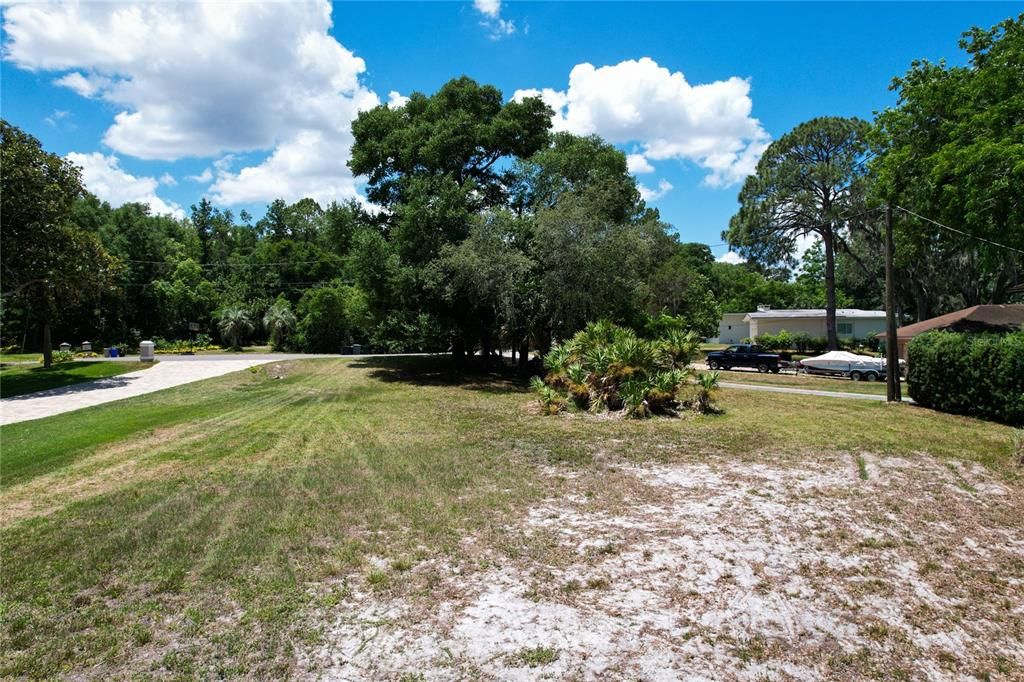 Active With Contract: $650,000 (1.98 acres)