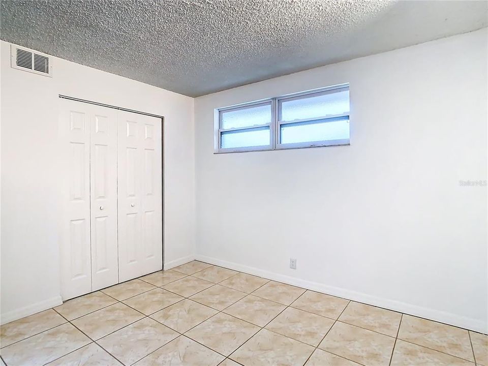 For Sale: $139,900 (2 beds, 1 baths, 783 Square Feet)